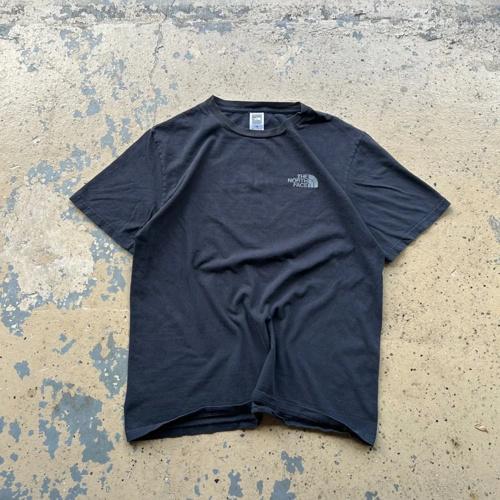 The North Face Mens Large Black Never Stop Exploring Graphic Tee 2000s Vintage
